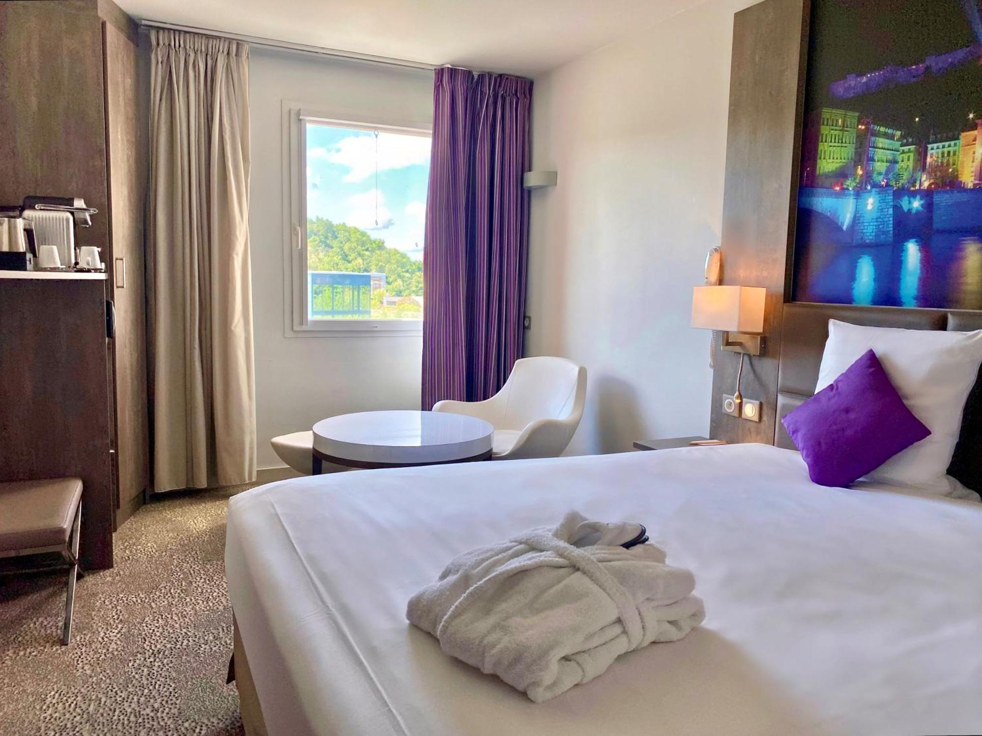Mercure Lyon Est Chaponnay Ngoại thất bức ảnh
