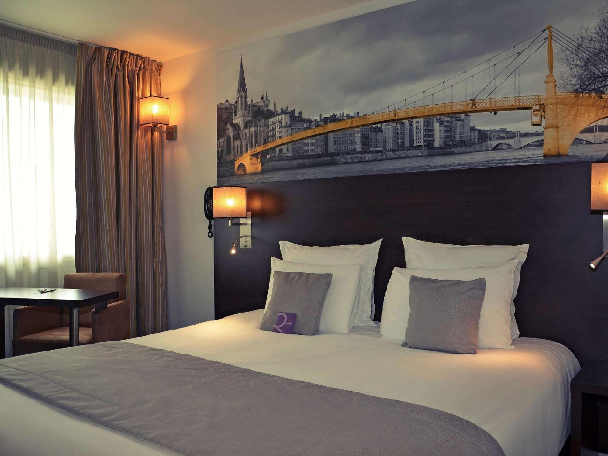 Mercure Lyon Est Chaponnay Ngoại thất bức ảnh
